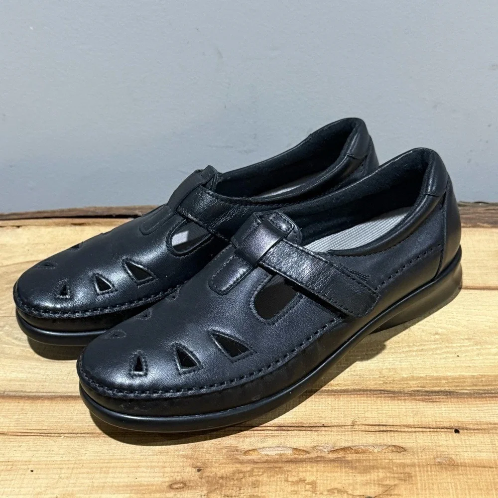 SAS Roamer womens‎ black leather strap loafers size 6N A26